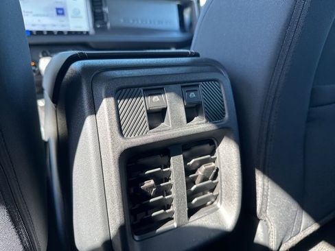 New 2025 Ford Bronco 4-Door image 34
