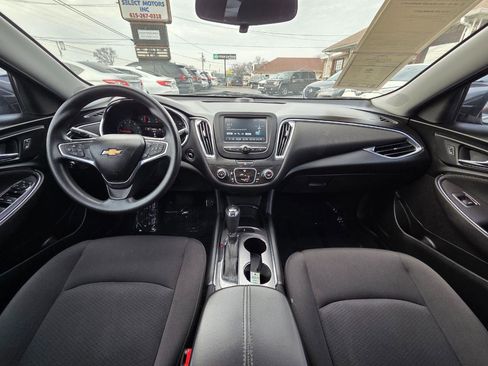 Used 2018 Chevrolet Malibu LT image 20