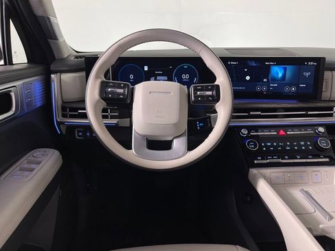 Certified 2025 Hyundai Santa Fe Calligraphy image 15