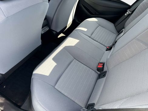 Used 2025 Toyota Corolla SE image 13