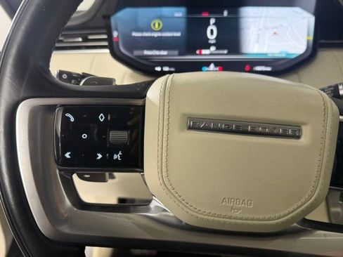 Used 2023 Land Rover Range Rover SE image 18