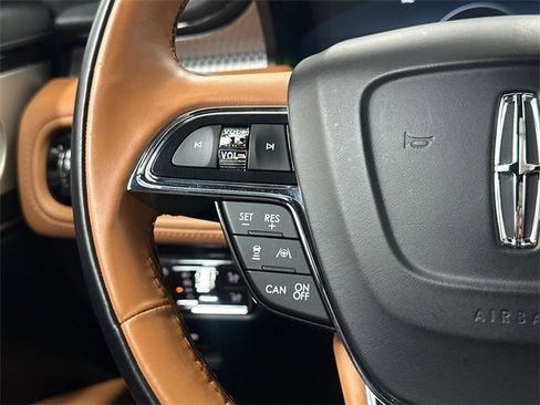 Used 2022 Lincoln Nautilus Black Label image 24