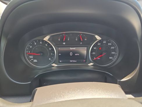 Used 2024 GMC Terrain SLT AWD/4WD image 14