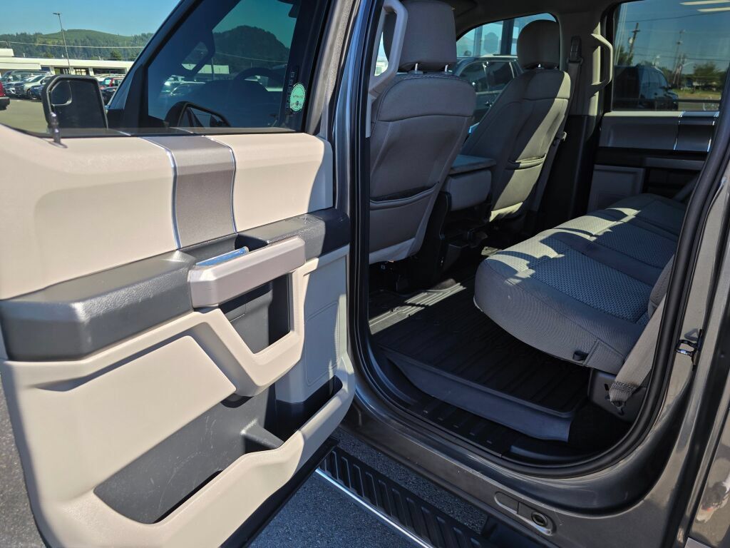 Used 2019 Ford F150 XLT w/ Equipment Group 302A Luxury AWD/4WD image 13