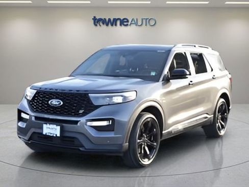 Used 2023 Ford Explorer ST w/ Equipment Group 401A AWD/4WD image 2