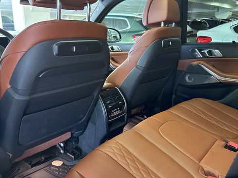 Used 2024 BMW X5 M60i AWD/4WD image 7