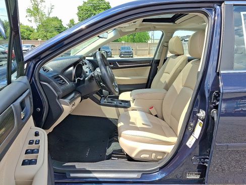 Used 2018 Subaru Legacy 3.6R Limited AWD/4WD image 15
