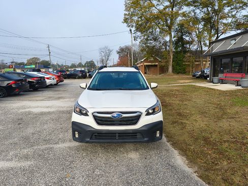 Used 2022 Subaru Outback Premium w/ Popular Package #1 image 3