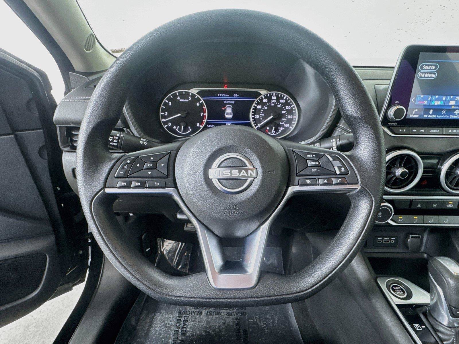 Used 2025 Nissan Sentra SV FWD image 11