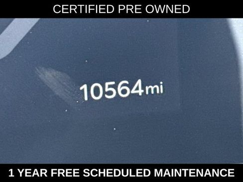 Used 2025 Kia Carnival SX w/ SX Dark Edition Package FWD image 29