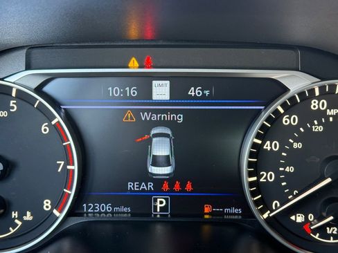 Used 2024 Nissan Altima 2.0 SR image 34