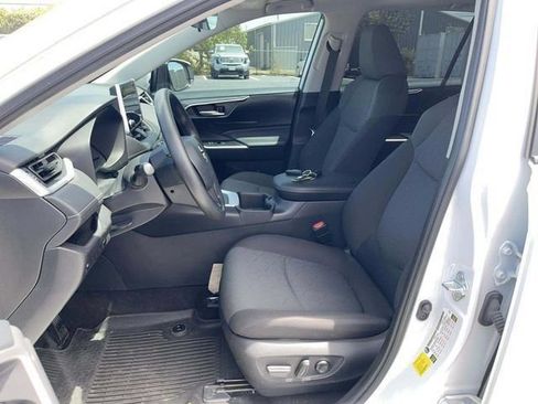 Used 2023 Toyota RAV4 XLE w/ Convenience Package FWD image 8
