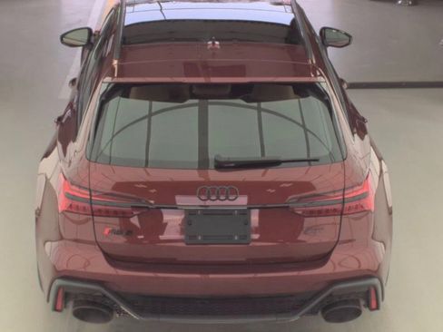 Used 2024 Audi RS 6 performance image 11