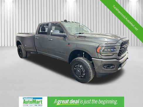 Used 2022 RAM 3500 Big Horn w/ Night Edition AWD/4WD image 1