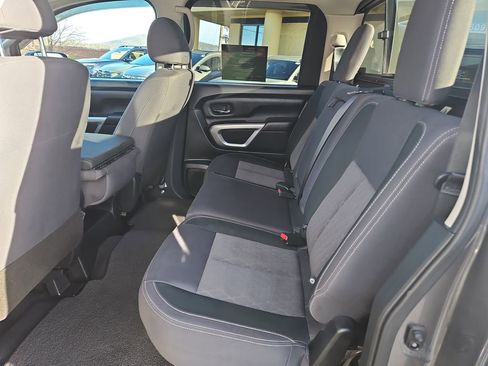 Certified 2022 Nissan Titan SV image 25