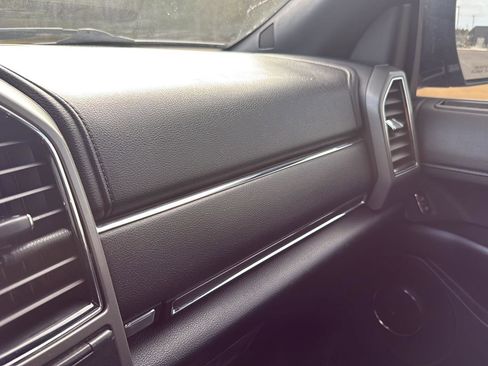 Used 2019 Ford Expedition XLT w/ Equipment Group 202A image 18