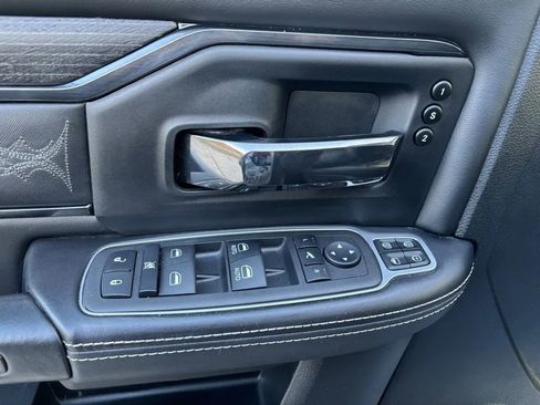 Used 2024 RAM 2500 Limited image 23