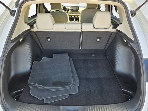 Used 2023 Honda HR-V EX-L image 9