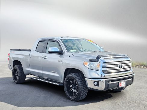 Used 2016 Toyota Tundra Limited w/ Limited Premium Package AWD/4WD image 7