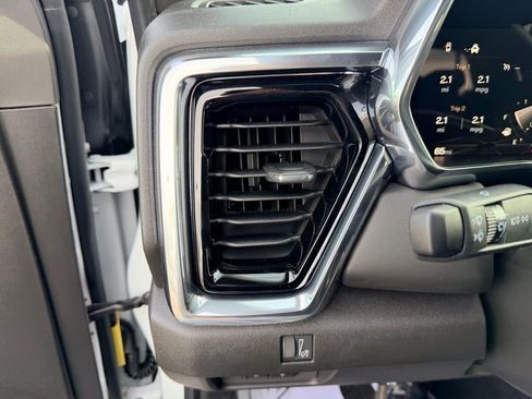 New 2026 GMC Canyon Elevation w/ Convenience Package RWD image 24