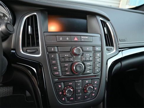 Used 2016 Buick Cascada Premium image 9