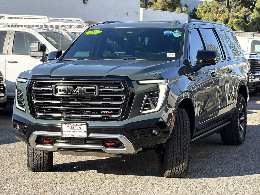 Used 2026 GMC Yukon XL AT4 Ultimate AWD/4WD image 3