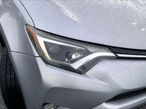 Used 2016 Toyota RAV4 XLE FWD image 26