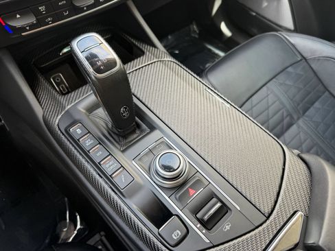 Used 2019 Maserati Levante GTS AWD/4WD image 17