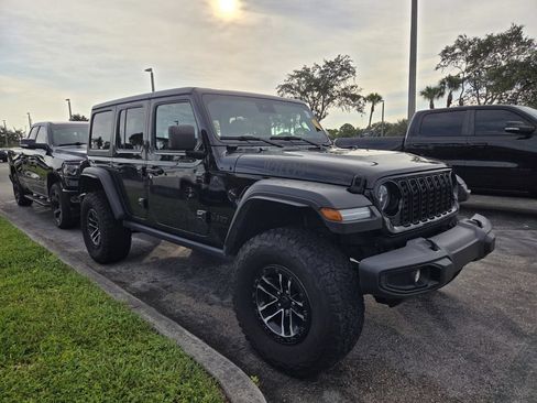 Used 2024 Jeep Wrangler Unlimited Sport AWD/4WD image 2