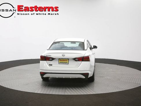 Used 2024 Nissan Altima 2.5 S FWD image 35