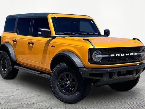 Used 2022 Ford Bronco Wildtrak AWD/4WD image 11