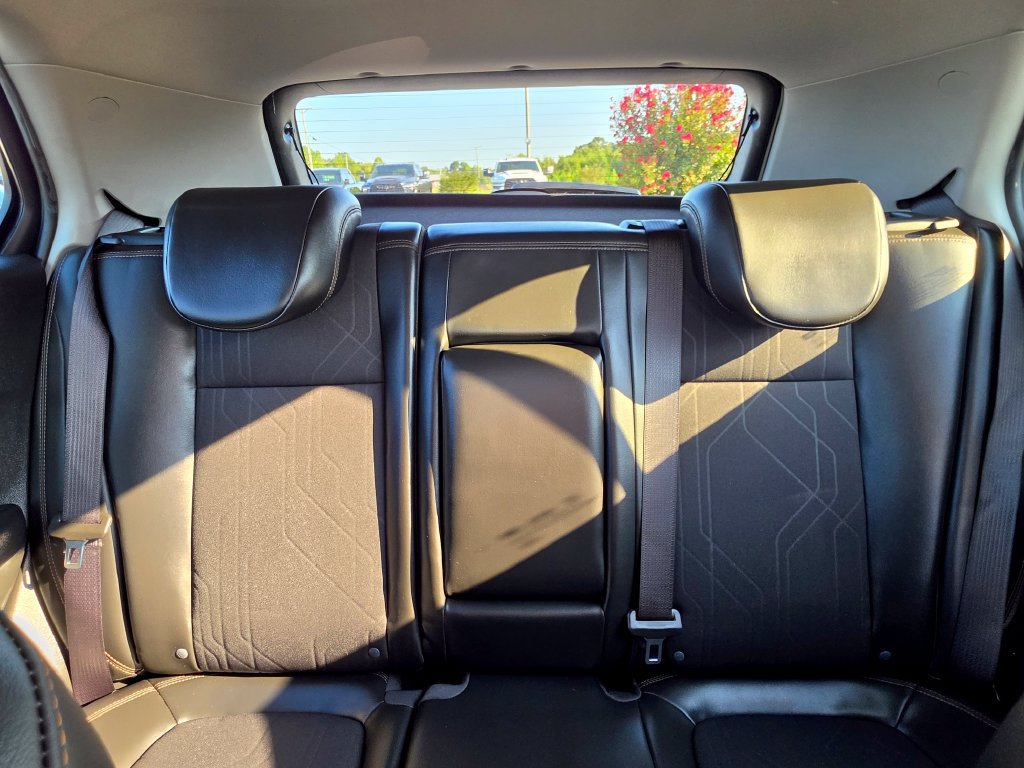 Used 2022 Chevrolet Trax LT w/ LT Convenience Package FWD image 29