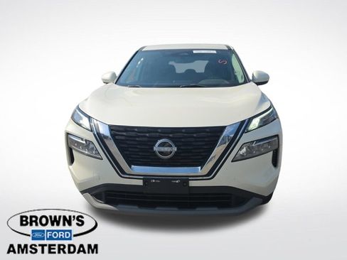 Used 2023 Nissan Rogue SV AWD/4WD image 3