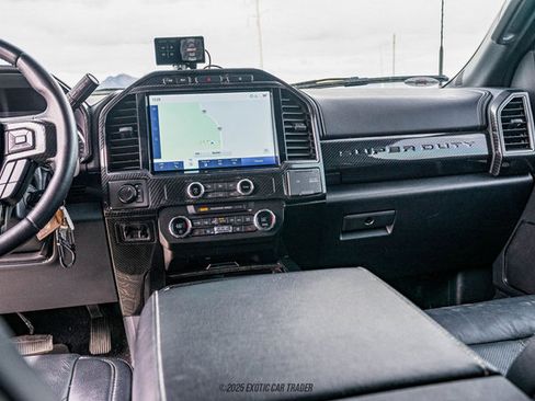 Used 2022 Ford F550 4x4 Crew Cab Super Duty image 39