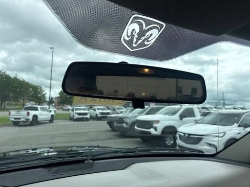 Used 2012 RAM 1500 Express RWD image 23