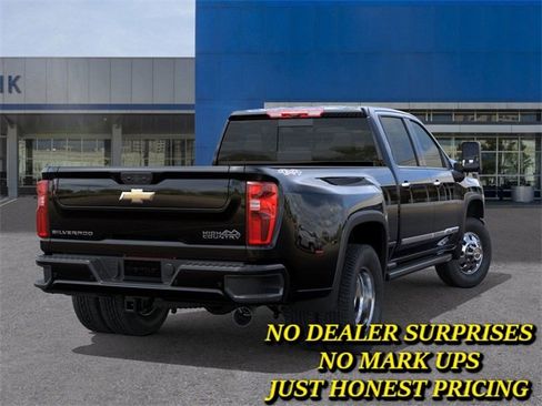 New 2026 Chevrolet Silverado 3500 High Country w/ High Country Premium Package image 4