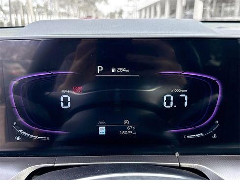 Used 2025 Kia Telluride S image 13