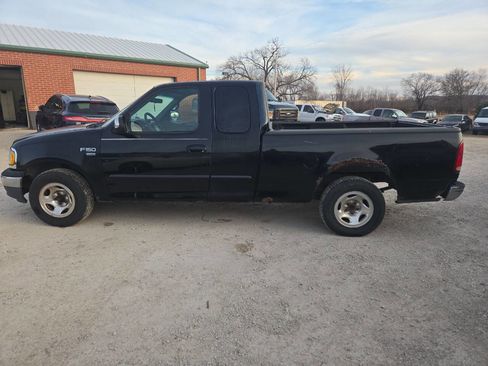Used 1999 Ford F150 XLT image 5