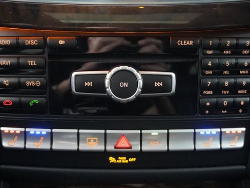 Used 2014 Mercedes-Benz CLS 550 4MATIC image 23