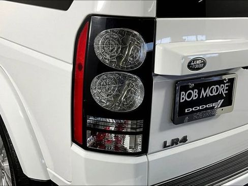Used 2016 Land Rover LR4 HSE LUX image 21