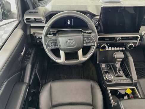 Certified 2026 Toyota 4Runner Limited AWD/4WD image 25