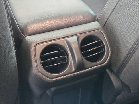 Used 2024 Jeep Gladiator Sport AWD/4WD image 26