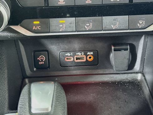Used 2024 Nissan Sentra SV w/ Trunk Package FWD image 30