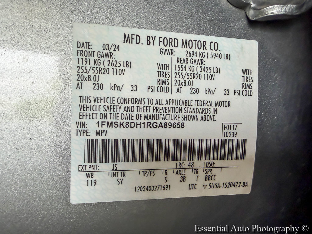 Certified 2024 Ford Explorer XLT w/ Equipment Group 202A AWD/4WD image 27