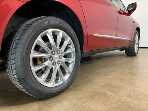 Used 2021 Buick Enclave Premium w/ Sun and Sites Package image 9