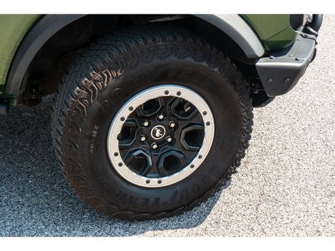 Used 2023 Ford Bronco Outer Banks w/ Sasquatch Package AWD/4WD image 32