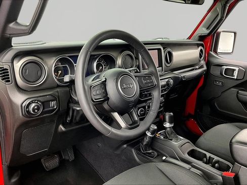 Used 2023 Jeep Gladiator Sport AWD/4WD image 14