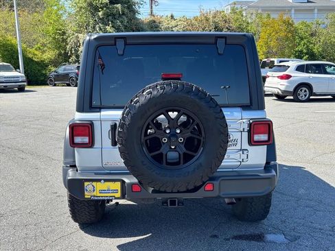 Used 2024 Jeep Wrangler Unlimited Sport AWD/4WD image 25