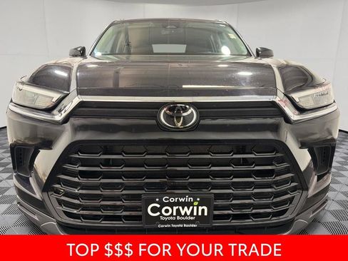 Used 2025 Toyota Grand Highlander AWD image 2