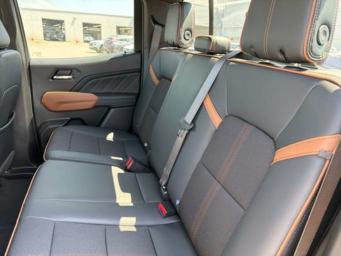 New 2026 GMC Canyon AT4 AWD/4WD image 21